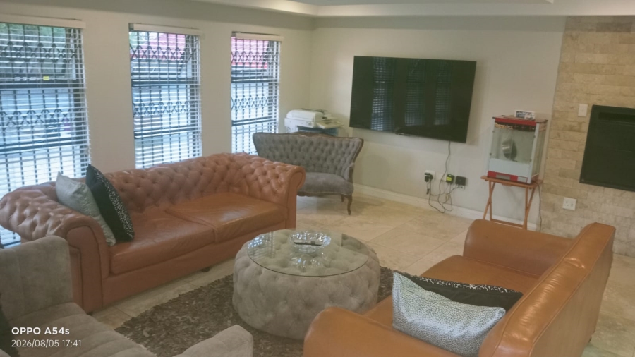 To Let 4 Bedroom Property for Rent in Fleurdal Free State